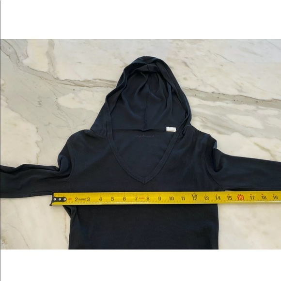 STEPHANIE B BLACK HOODIE LONG SLEEVE T-SHIRT SMALL - Picture 8 of 15
